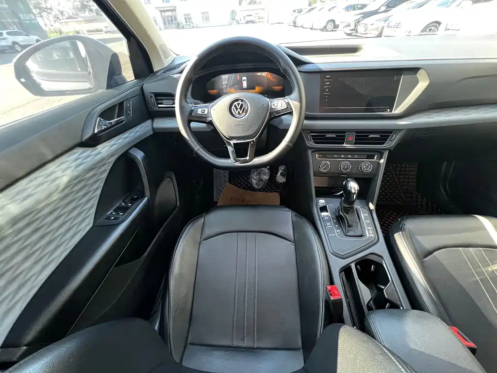 Volkswagen Tharu 2022