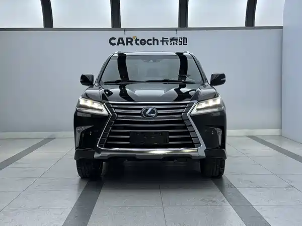 Lexus LX 2016