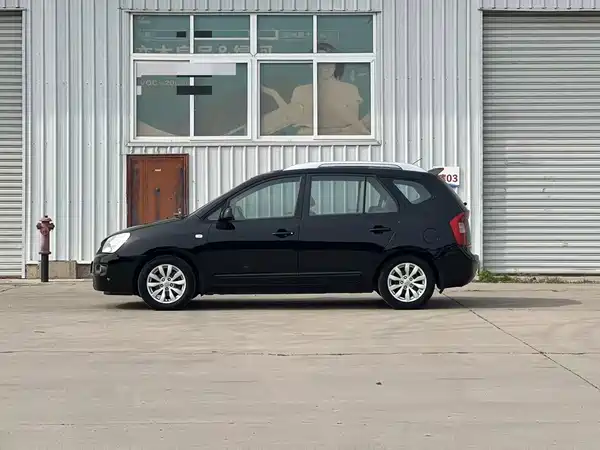 Kia Jiale 2011