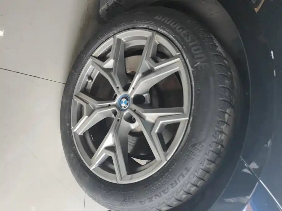 BMW i3 2023