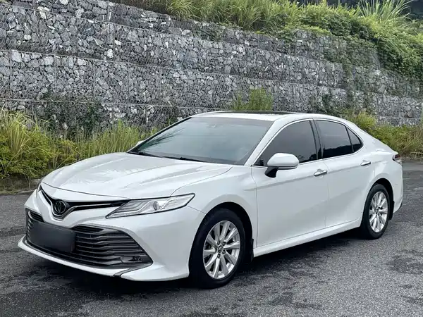 Toyota Camry 2018