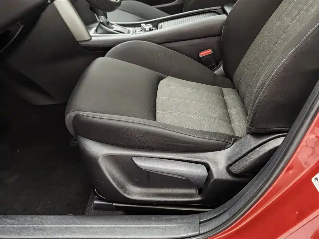 Mazda CX-4 2019 — фото 20
