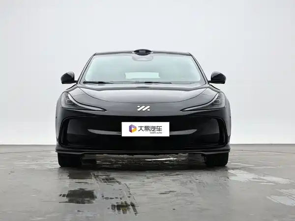 IM Motors L6 2025