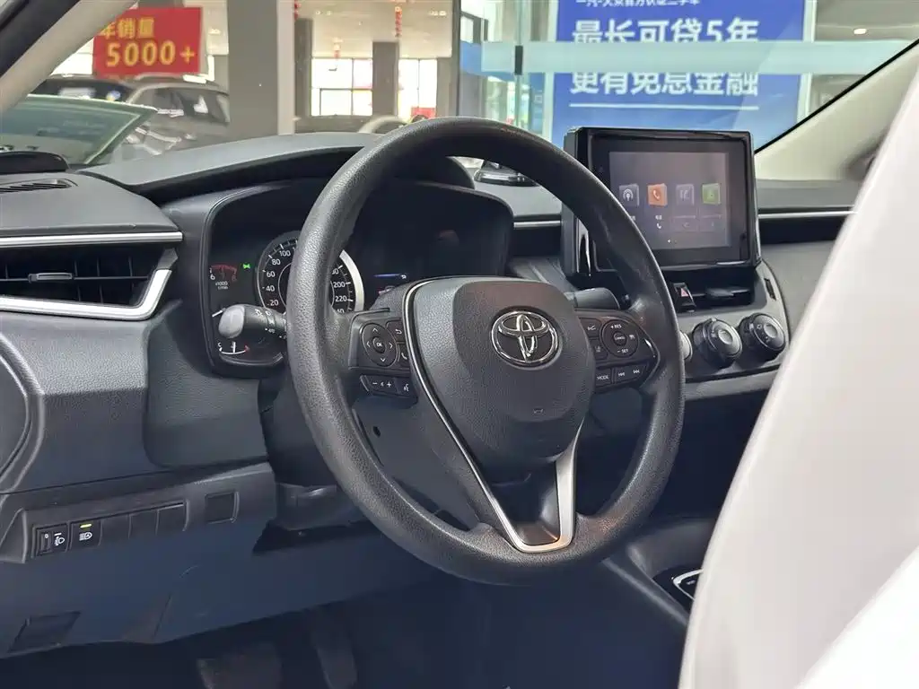 Toyota Corolla 2023 — фото 14