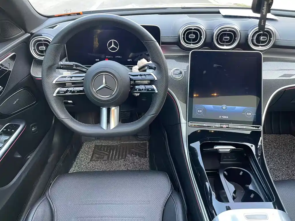 Mercedes-Benz C-Class 2022 — фото 11