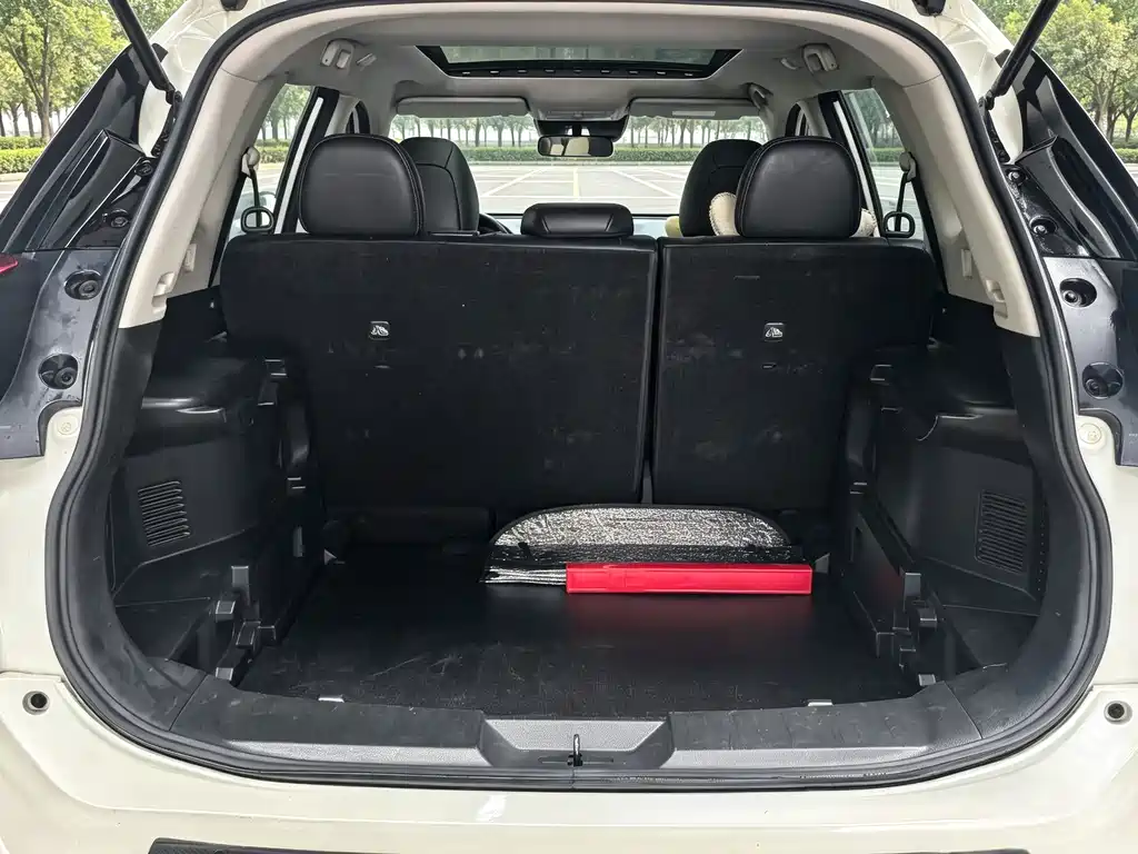 Nissan X-Trail 2020 — фото 11
