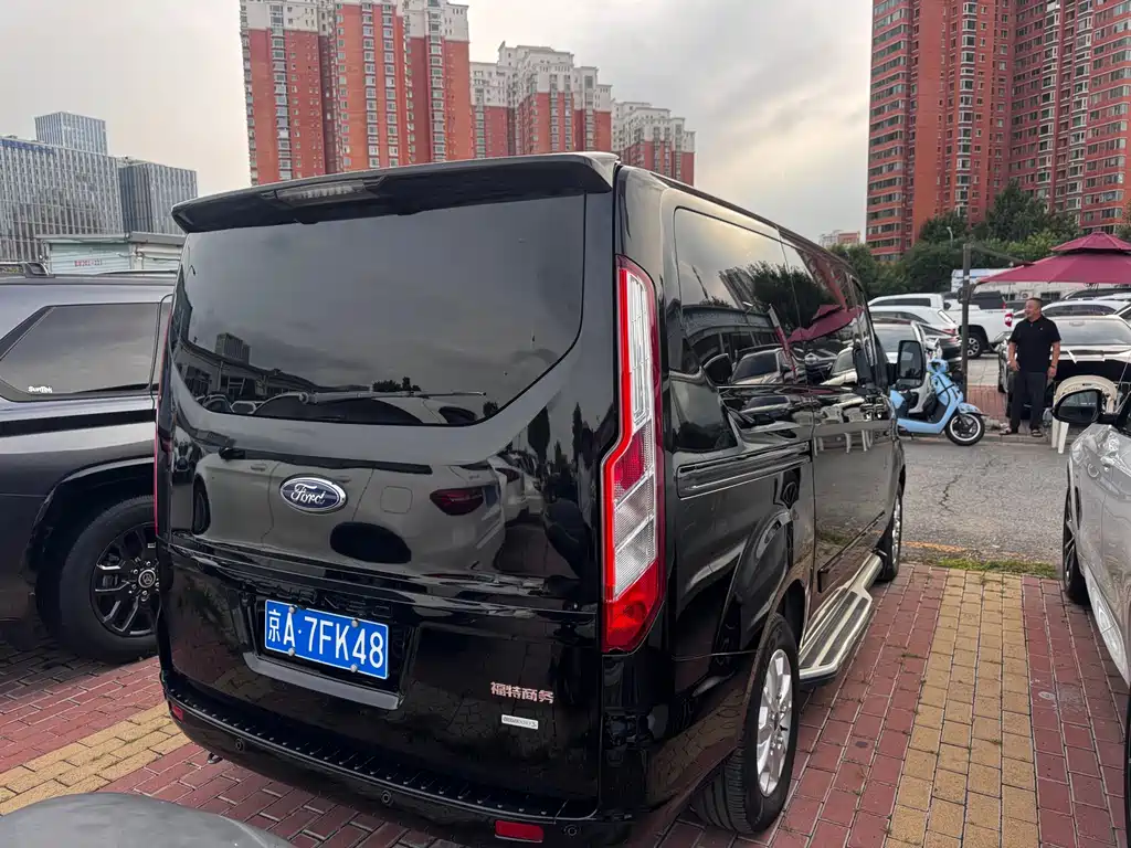 Ford Tourneo 2020 — фото 8