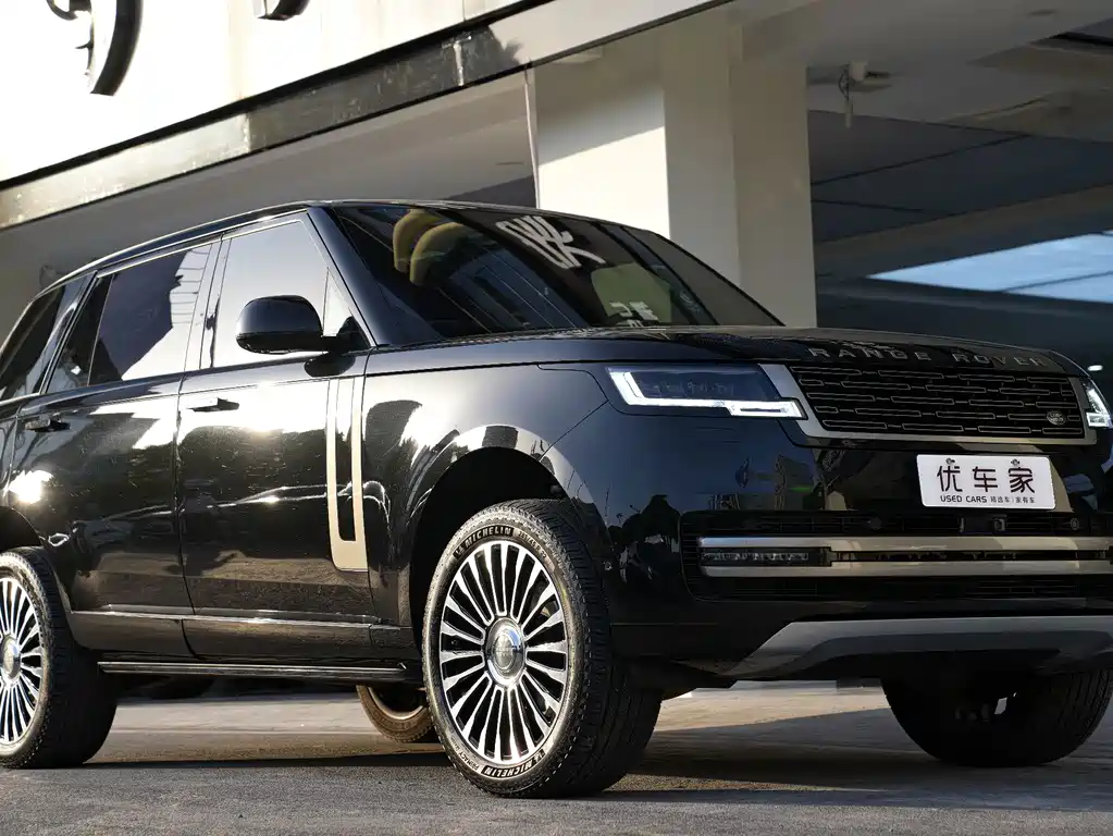 Land Rover Range Rover 2025 — фото 3