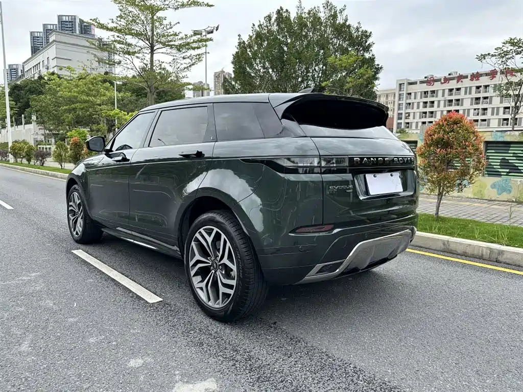 Land Rover Evoque 2024 — фото 4