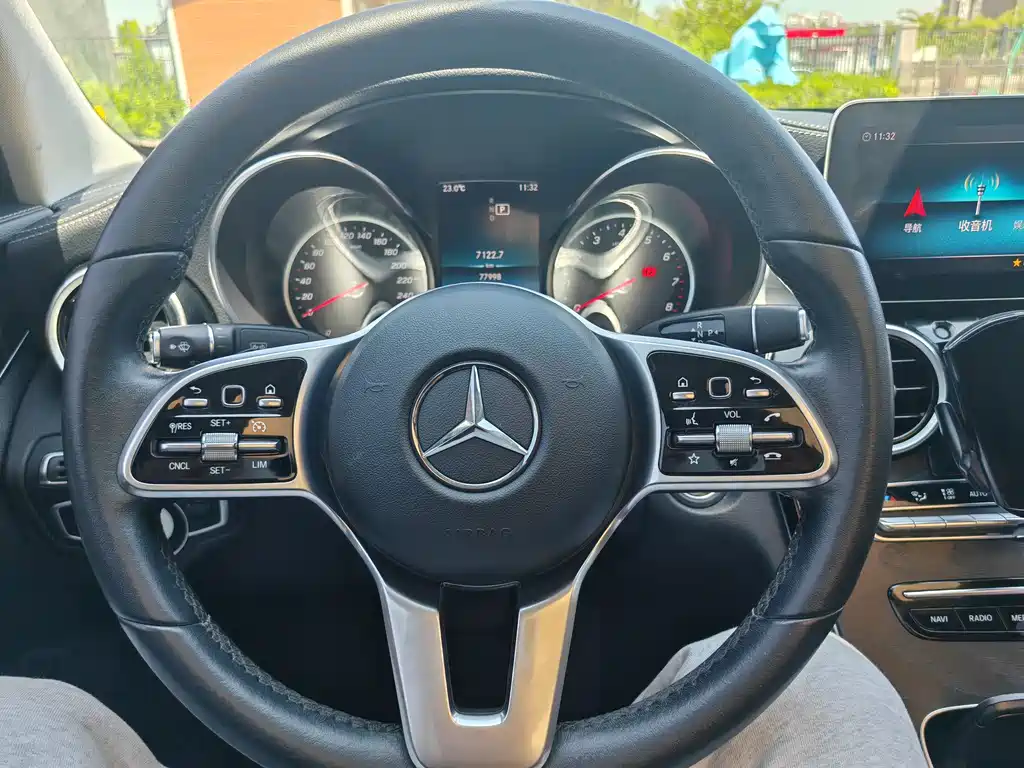 Mercedes-Benz C-Class 2018 — фото 6