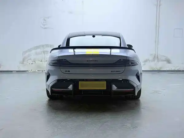 Xiaomi SU7 Ultra 2025