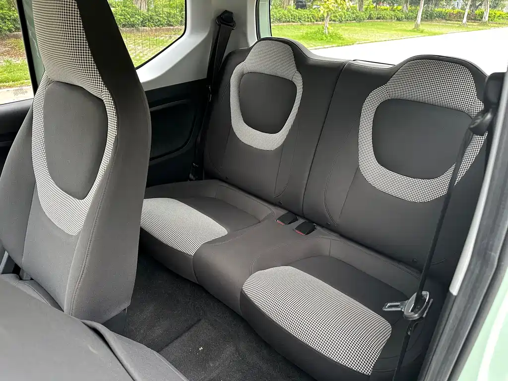Wuling Hongguang MINIEV 2025