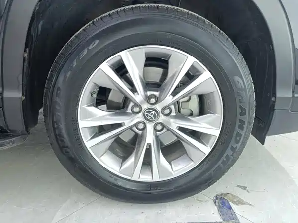 Toyota Highlander 2019