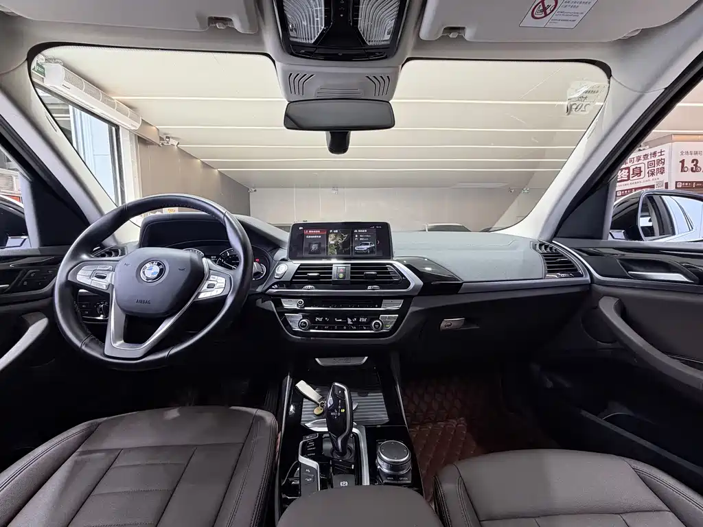 BMW X3 2018 — фото 11