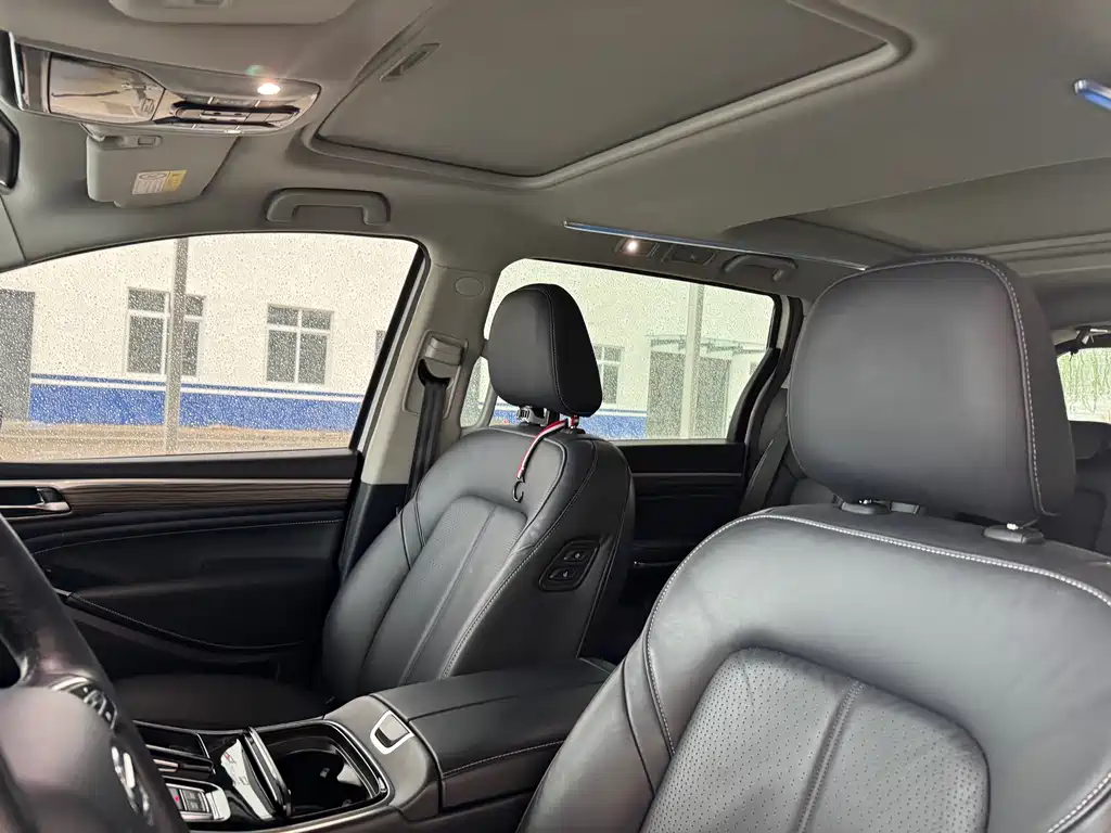 GAC Motor Trumpchi M8 2023 — фото 16