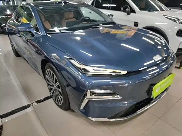 Geely Galaxy Starshine 8 2025