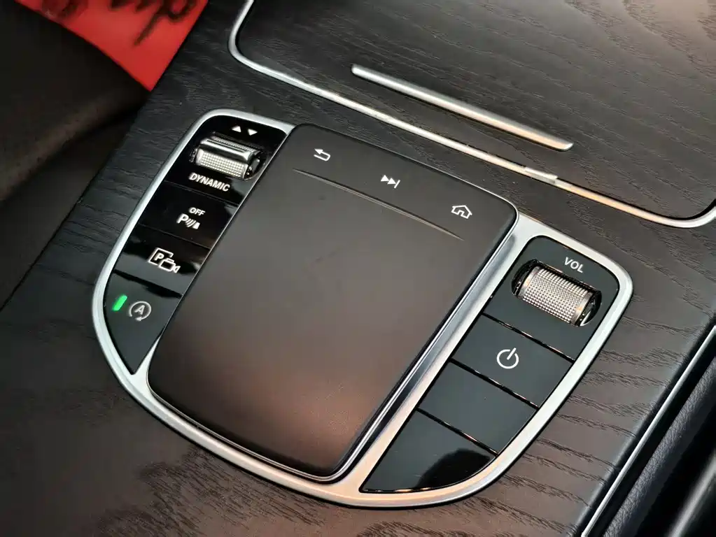 Mercedes-Benz C-Class 2020 — фото 13