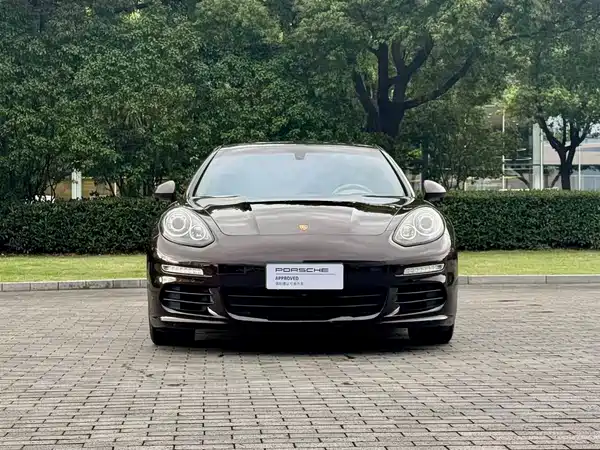 Porsche Panamera 2014