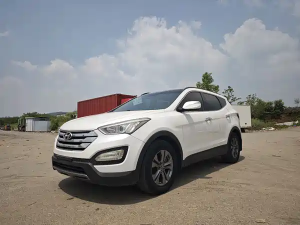 Hyundai Santa Fe 2013