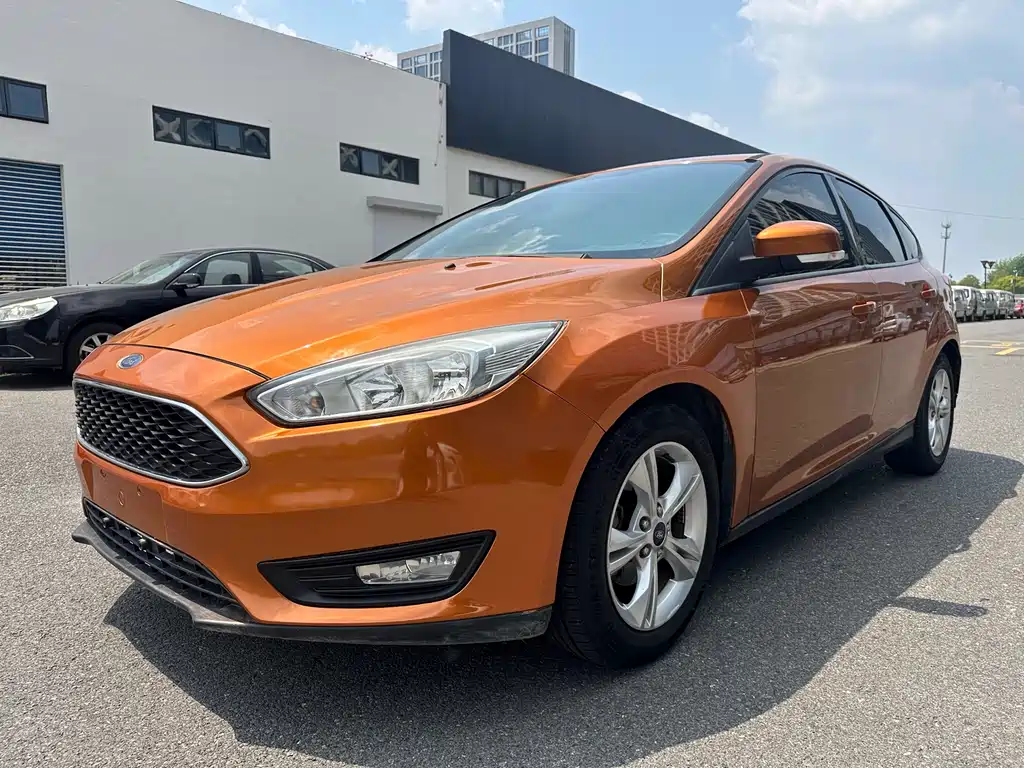 Ford Focus 2016 — фото 1