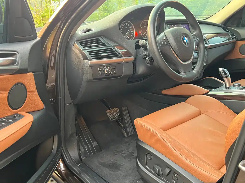 BMW X6 2013 — фото 11