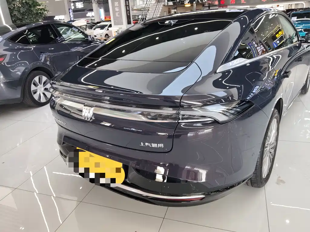 Buick Zhijing L7 2025 — фото 21
