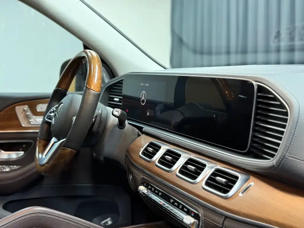 Mercedes-Benz GLS 2020 — фото 10