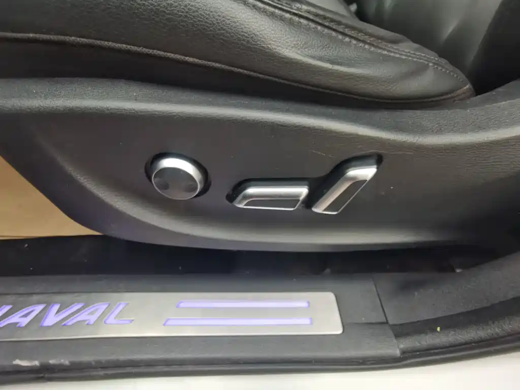 Haval H6 Coupe 2015 — фото 18