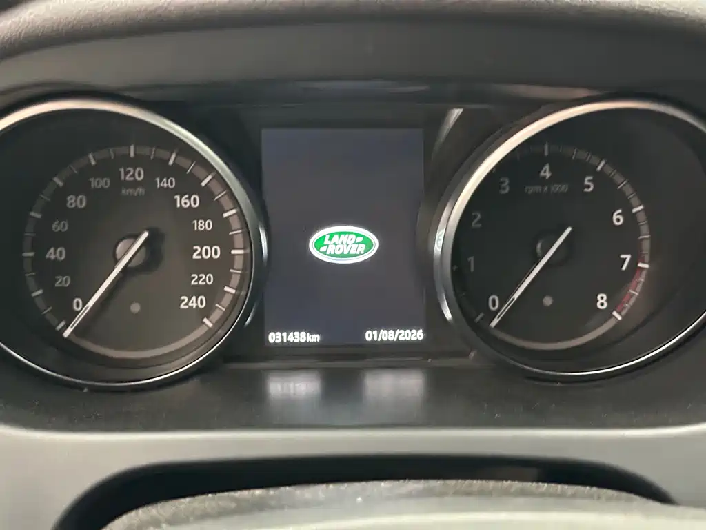 Land Rover Discovery Sport 2017 — фото 6