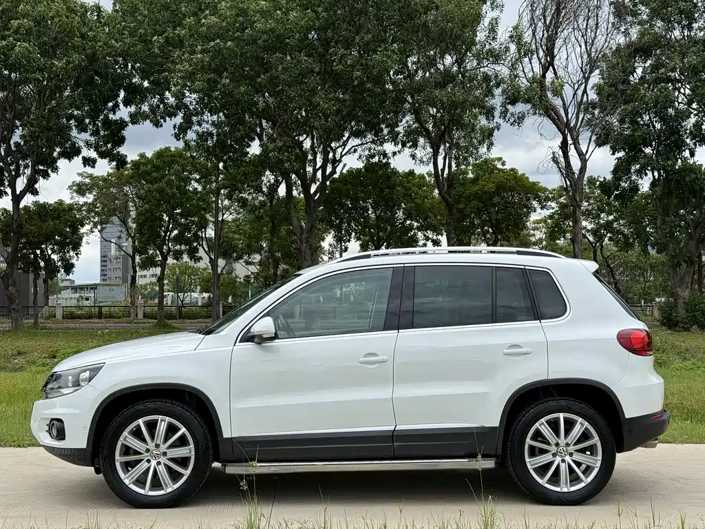 Volkswagen Tiguan 2014 — фото 4