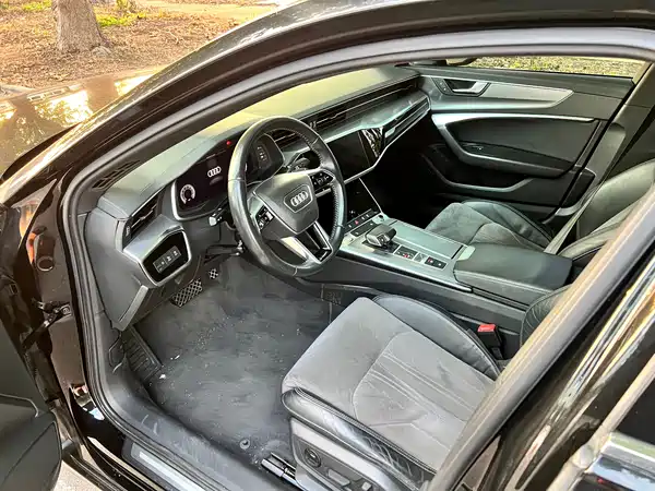 Audi A6L 2020