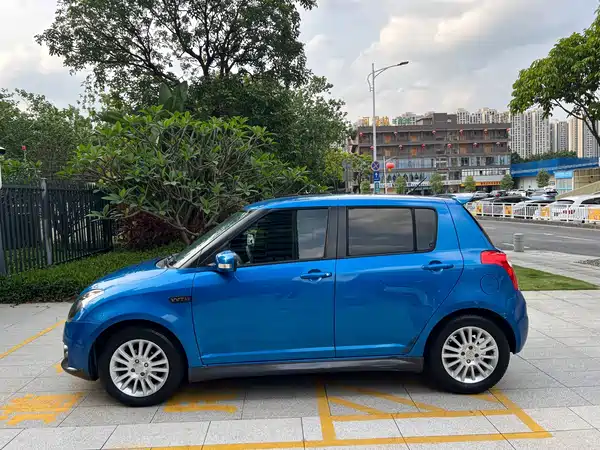 Suzuki Swift 2013