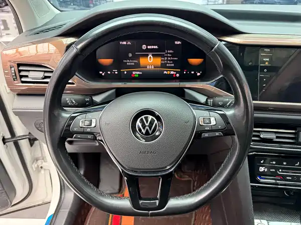 Volkswagen Tharu 2022