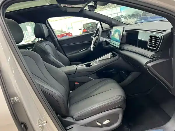 BYD Sealion 06 2025