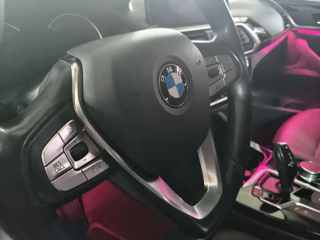 BMW X3 2018 — фото 14