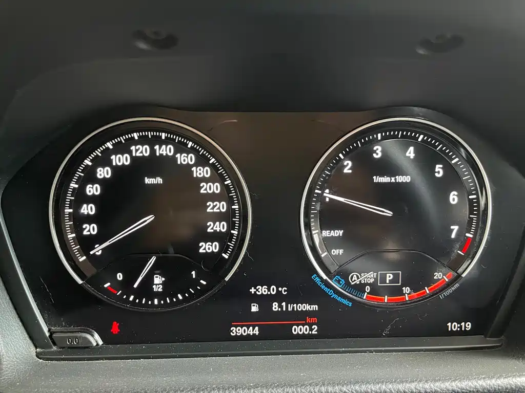 BMW 1 Series 2022 — фото 14