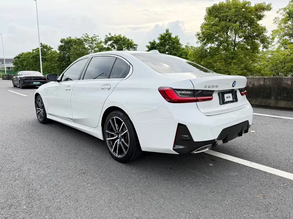 BMW 3 Series 2023