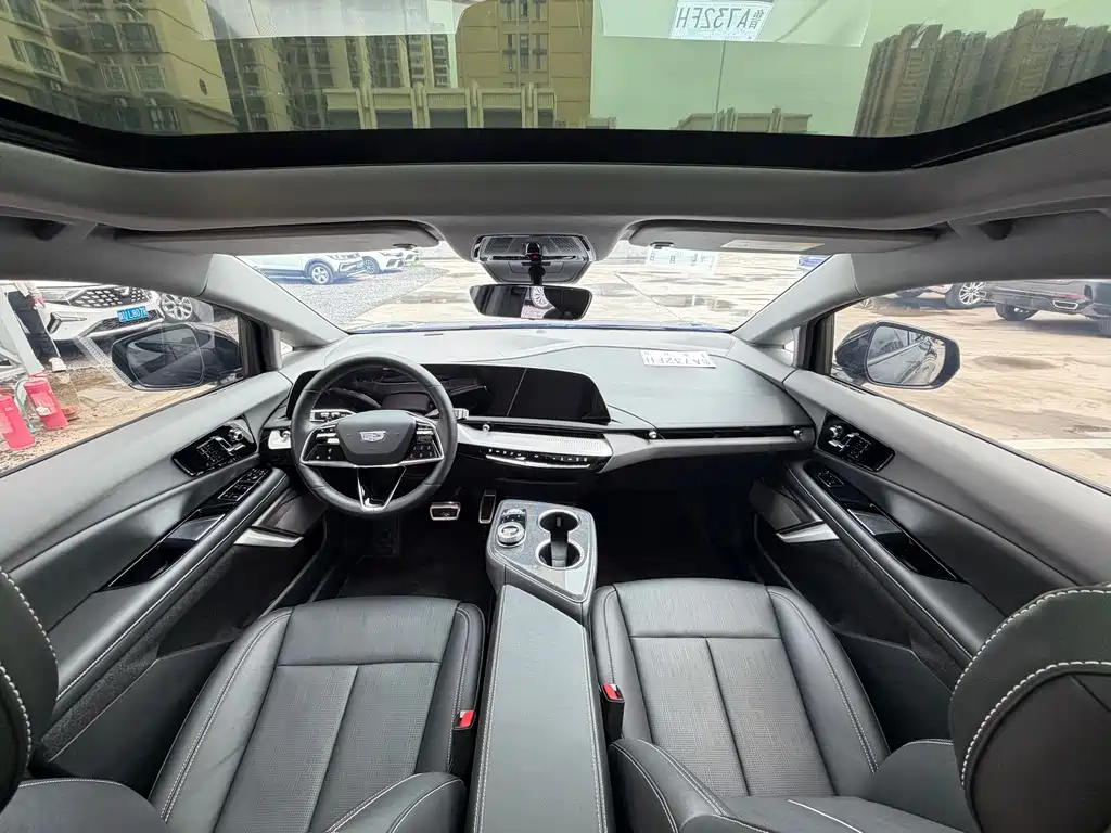 Cadillac IQ Aoge 2024 — фото 10