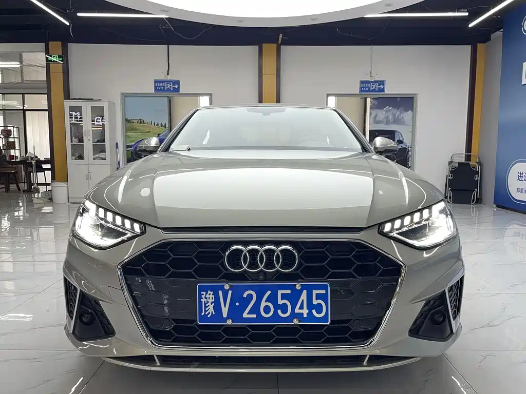 Audi A4L 2021 — фото 2