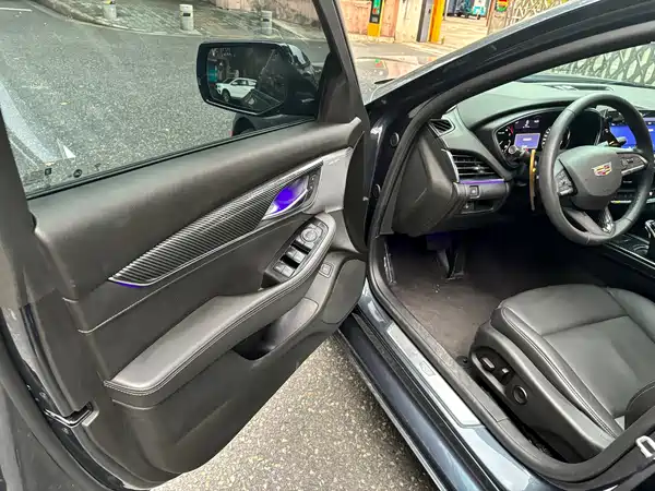 Cadillac CT5 2021