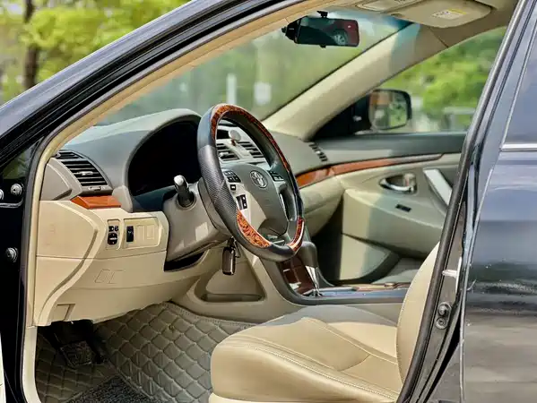Toyota Camry 2014