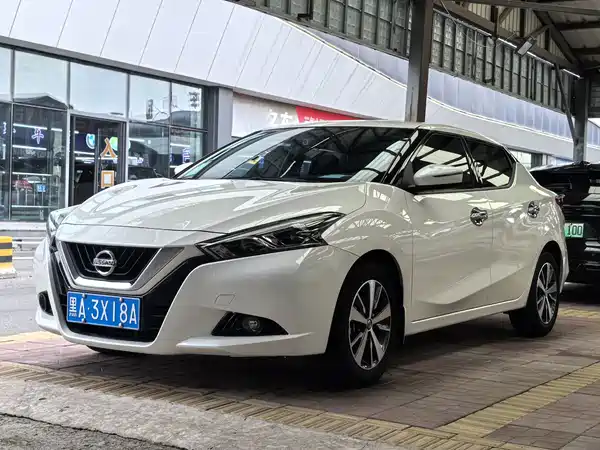 Nissan Bluebird 2023