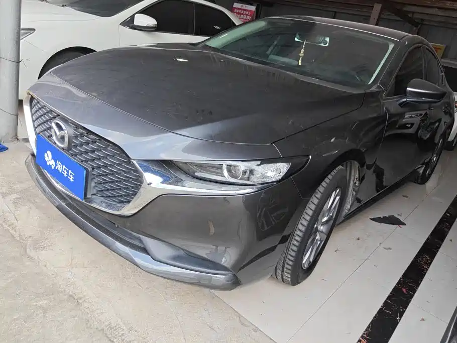 Mazda 3 Axela 2023