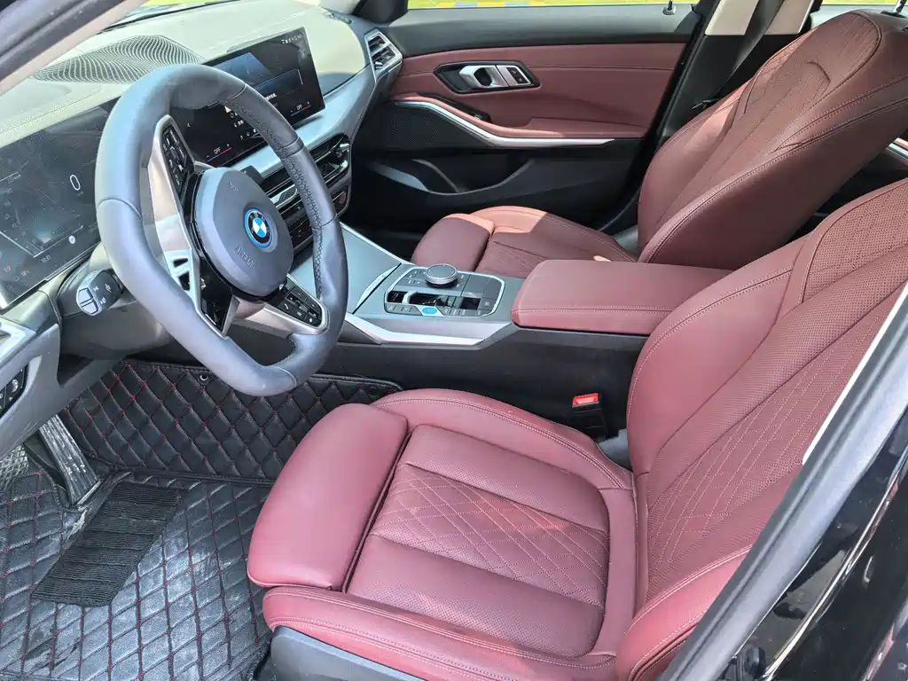BMW i3 2025 — фото 4