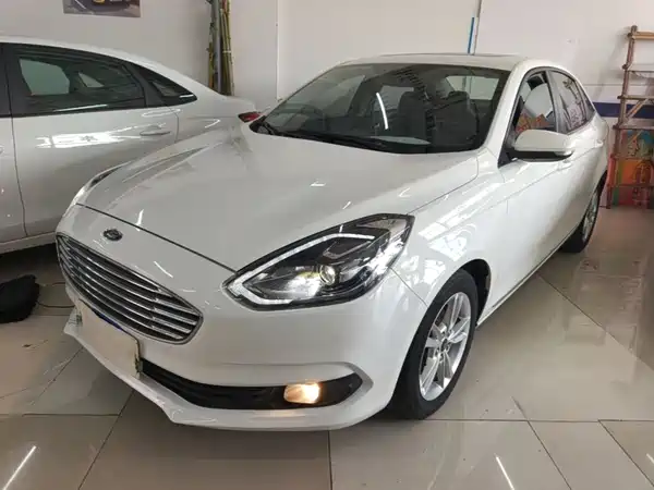 Ford Escort 2021