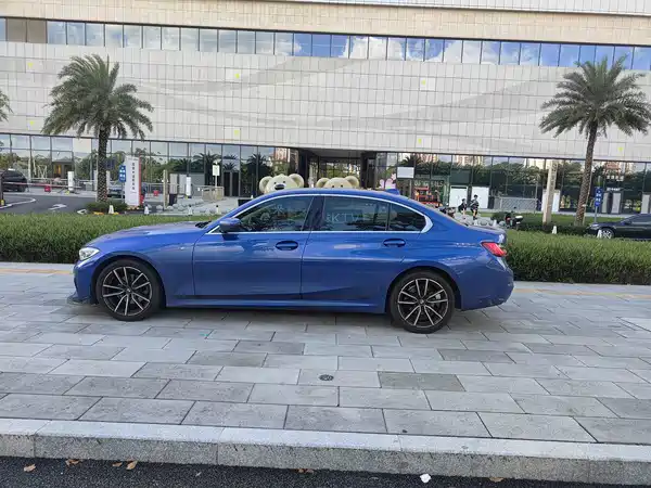 BMW 3 Series 2021