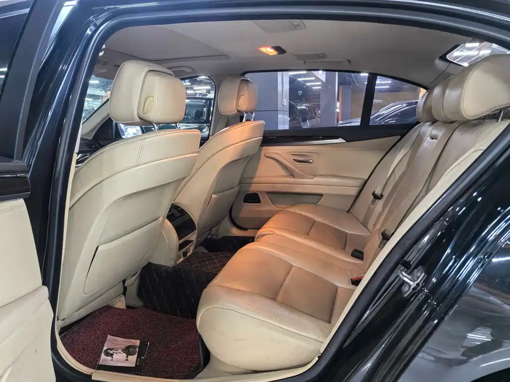 BMW 5 Series 2012
