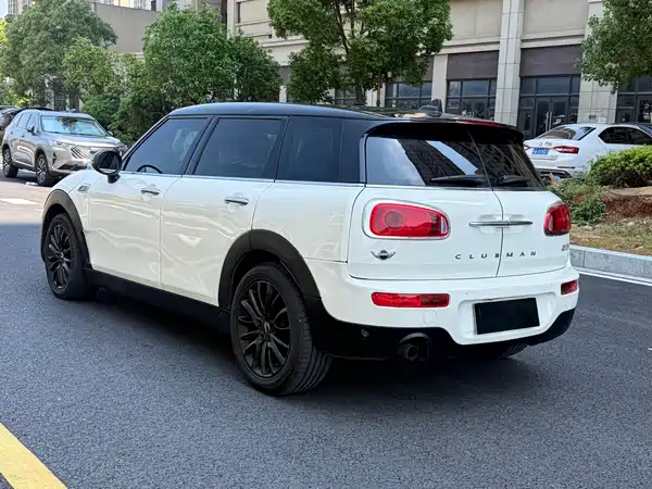 MINI Clubman 2016