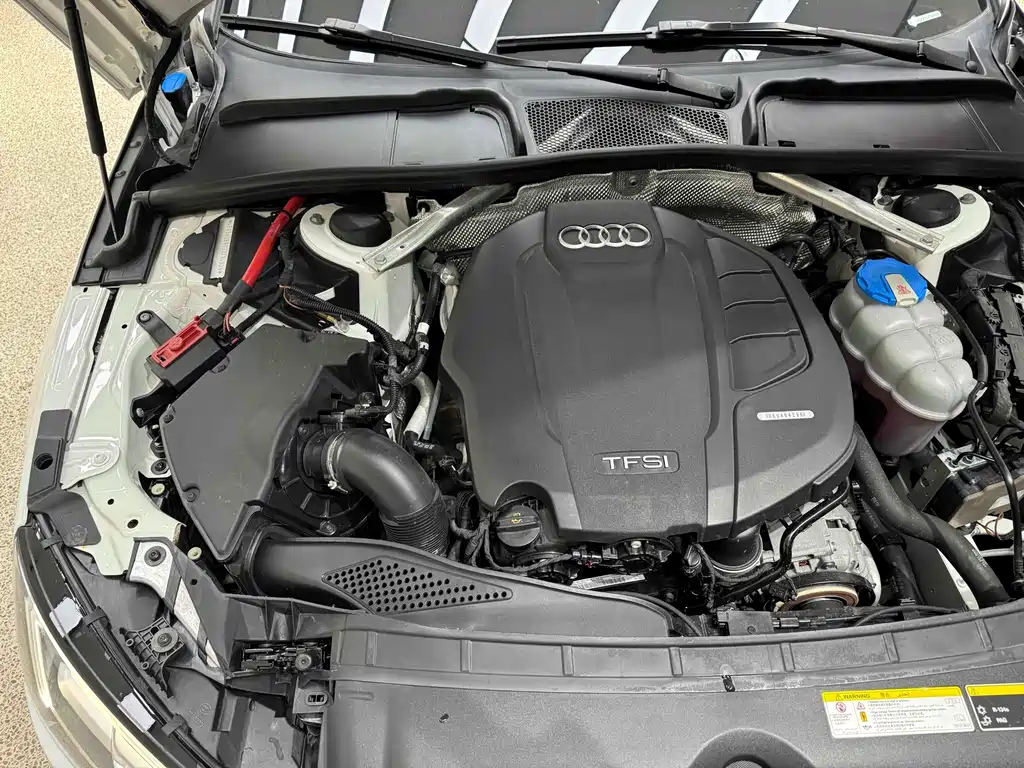 Audi A4L 2020 — фото 37