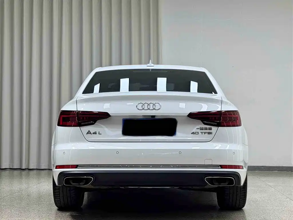 Audi A4L 2020 — фото 5